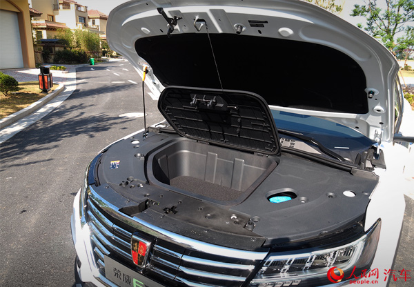 入选目录 纯电动互联网SUV上汽荣威ERX5北京交车