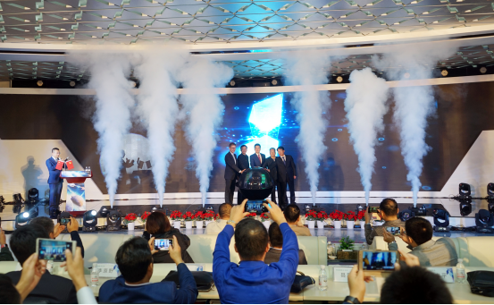 特锐德发布”汽车充电网”与“新能源微网”双向融合系统