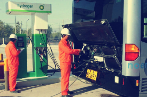 加氢站建设步履维艰 工程院院士：国内有9座在运行