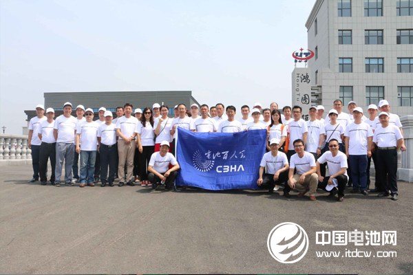 电池百人会企业家参观鸿图隔膜