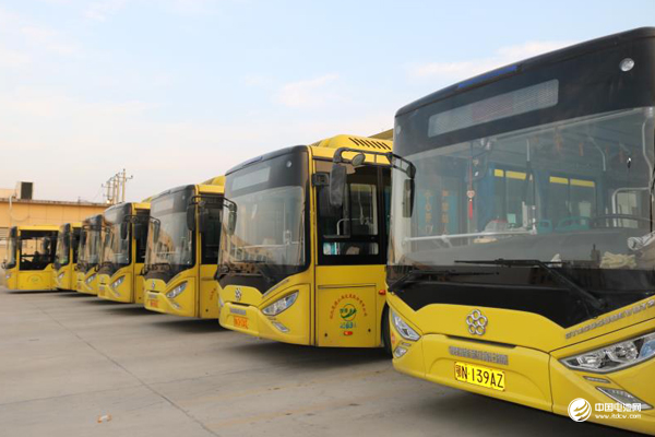 效率高 成本低：潜江银隆钛酸锂纯电动公交车与燃油车同等运力