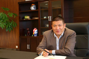 江苏智航新能源有限公司 董事长 周发章