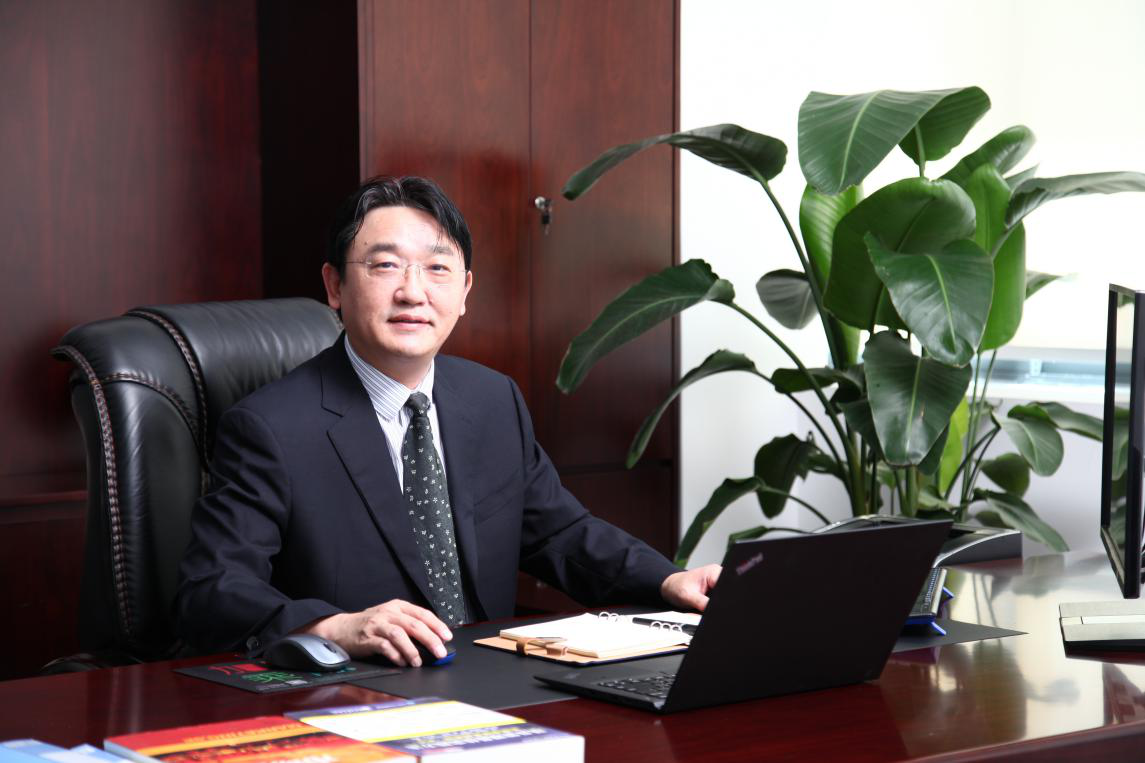 深圳中兴创新材料技术有限公司 董事长 胡达文