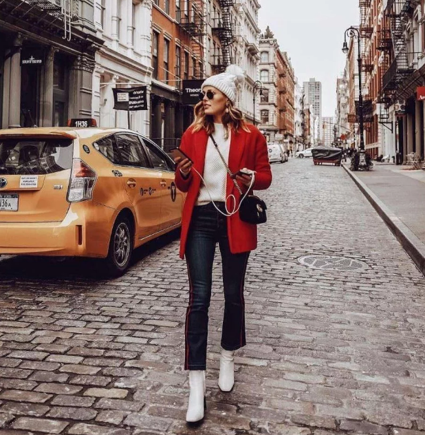 雷军找国际名模代言小米移动电源  重塑品牌形象力