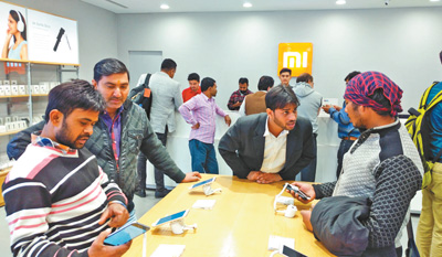 中国手机在印度吸粉：销售榜前十名九个为中国品牌