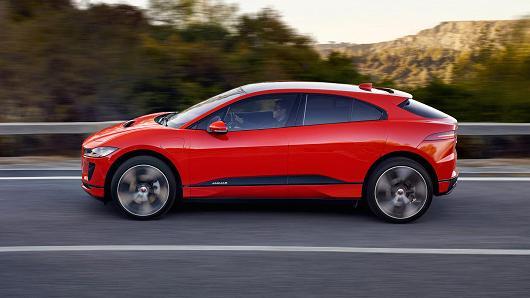 捷豹推出首款全电动汽车 专门针对特斯拉Model X设计