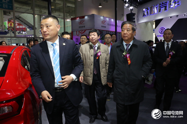 聚焦微型电动车 2018第12届山东国际新能源汽车电动车展览会开幕