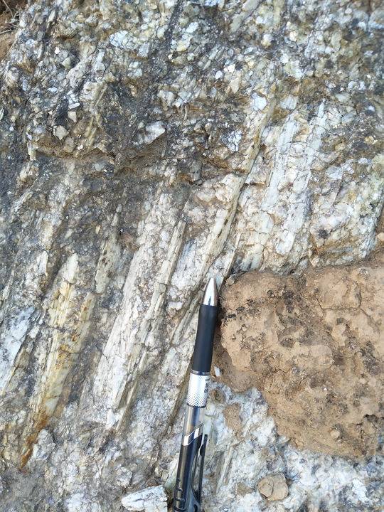 近年四川锂矿探明超200万吨 或成新能源车电池“主力军”