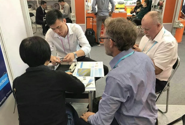 与意向客户达成合作