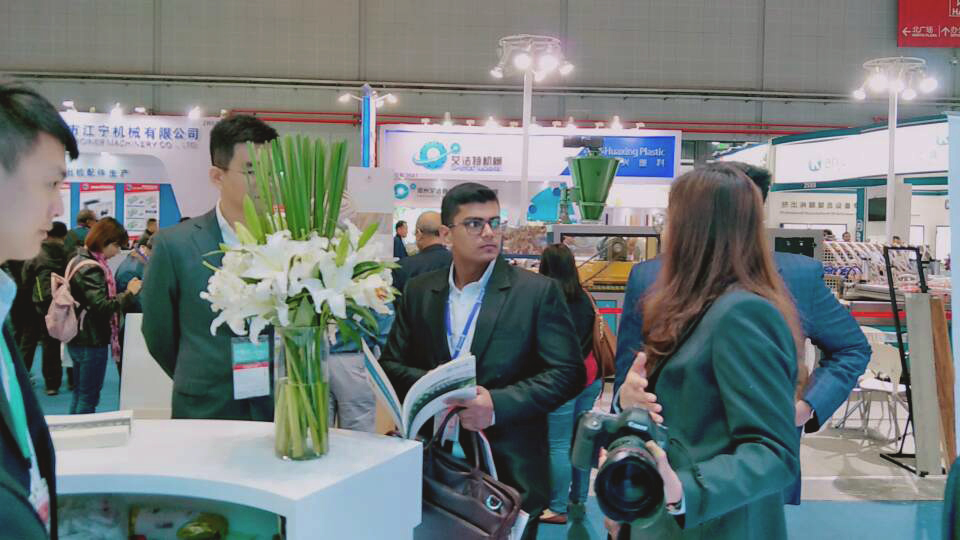 新材料 新生活：中科华联携高端隔膜产品亮相2018国际橡塑展