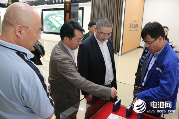 玉皇新能源石墨烯年产能达3吨 今年动力电池产能或达12亿WH 