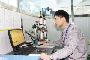 新能源“石墨烯”打造“超级电池” -50℃到85℃可正常使用