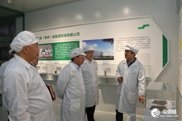 中国锂电新能源产业链调研团一行参观多氟多