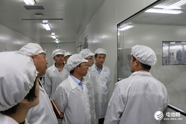 中国锂电新能源产业链调研团一行参观多氟多