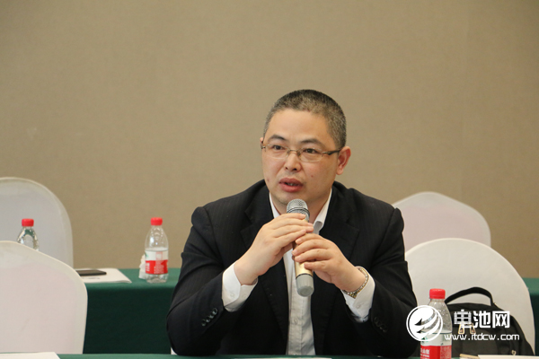 江苏金帆电源科技有限公司锂电装备事业部销售总监潘卫东