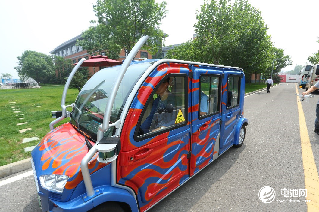 创新企业集中签约 华夏幸福在固安打造智能网联车产业高地