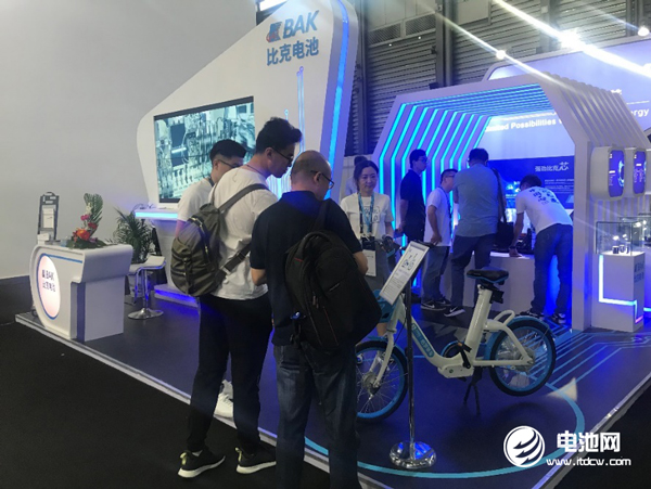 比克电池亮相2018 CES Asia