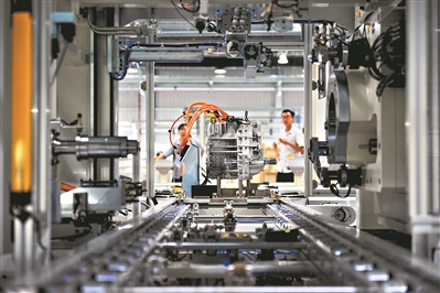 科力远CHS佛山基地首条混合动力总成系统的生产线