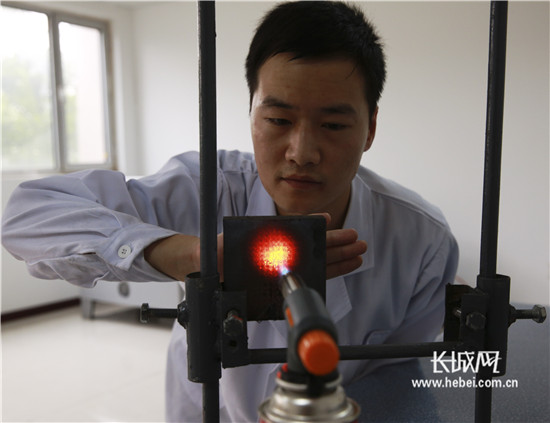 秦皇岛开发区：石墨烯“三防”涂层技术填补国内空白