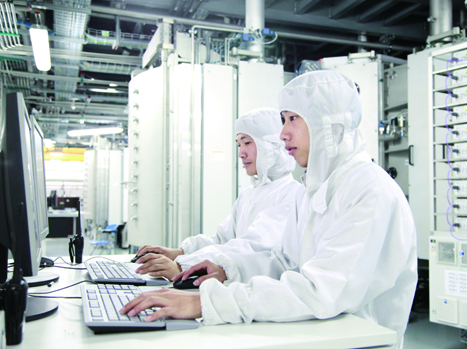 汉能薄膜发电上游业务突破 预计上半年收入同比增6倍