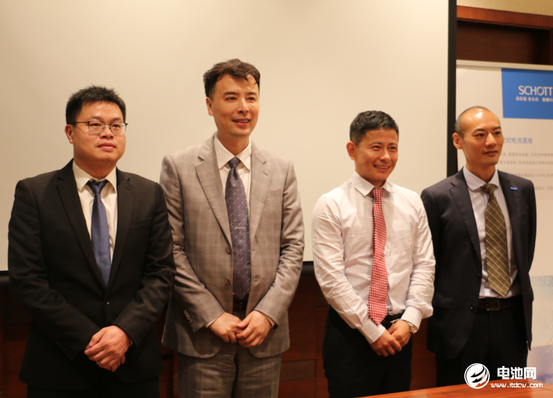 英福康、肖特相关领导合影