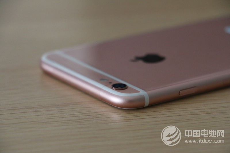 苹果被曝将缩减一些部门招聘 应对iPhone销量下滑