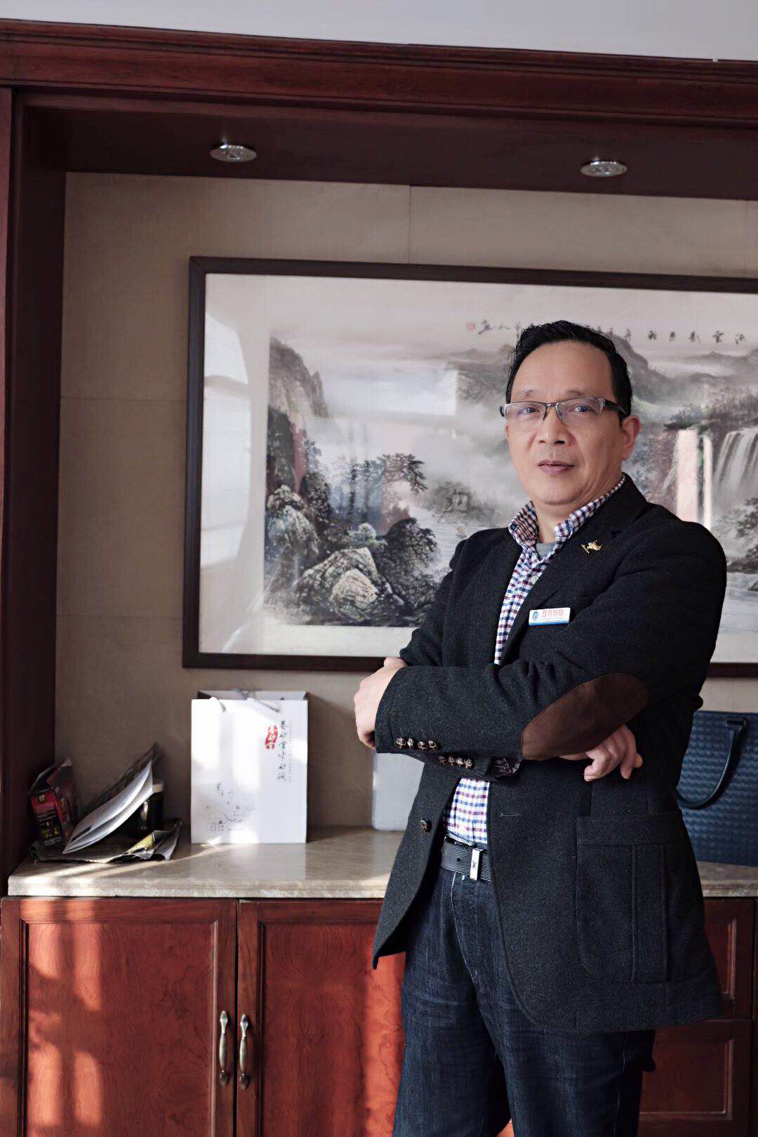 浙江双元科技开发有限公司董事长郑建