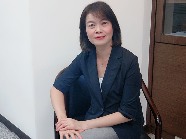 聚和国际股份有限公司副总经理何丽贞