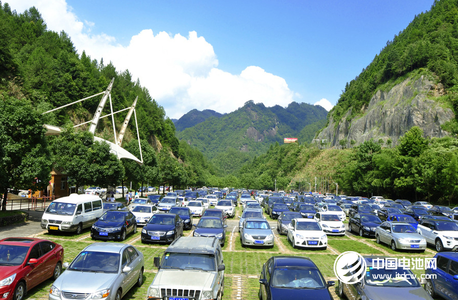 汽车业股比放开 推动中国品牌做大做强