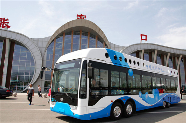 氢燃料电池汽车快步而来 商用车仍将“打头阵”