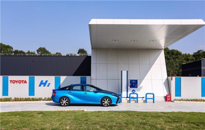 丰田将向一汽、海格提供氢能技术 商用车在加速“电”转“氢”吗？