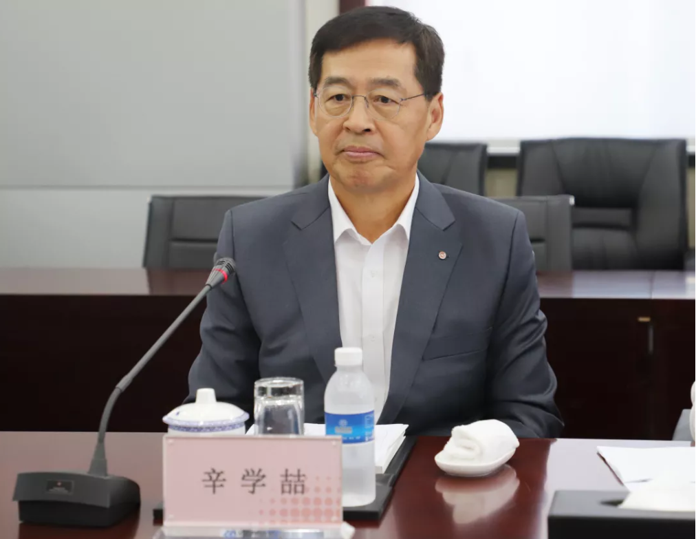 韩国LG化学CEO辛学喆副会长一行参观考察华友衢州产业园