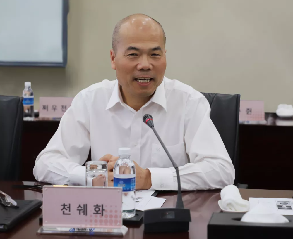 韩国LG化学CEO辛学喆副会长一行参观考察华友衢州产业园