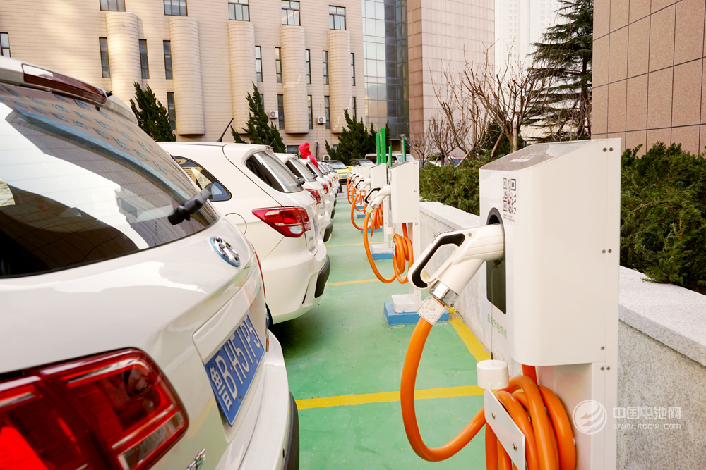 2019上海新能源汽车及充电设施产业发展论坛8月28日举行