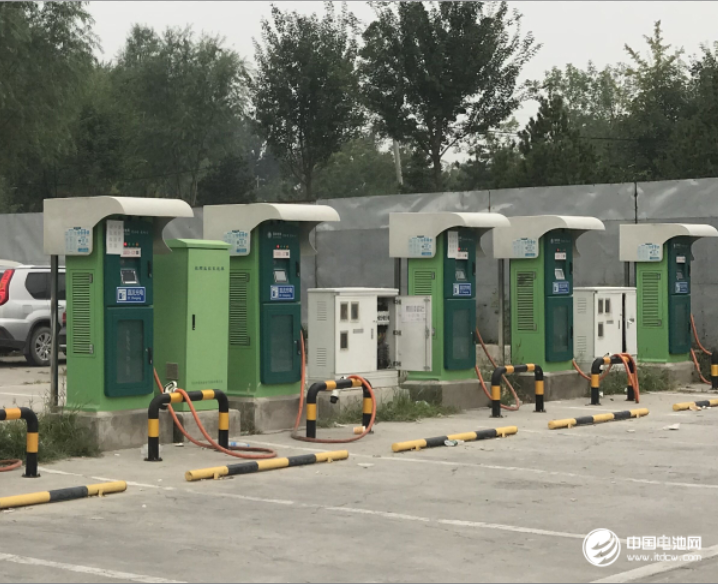 济南计划到2020年建成公用及专用充电站150座 充电桩1万个