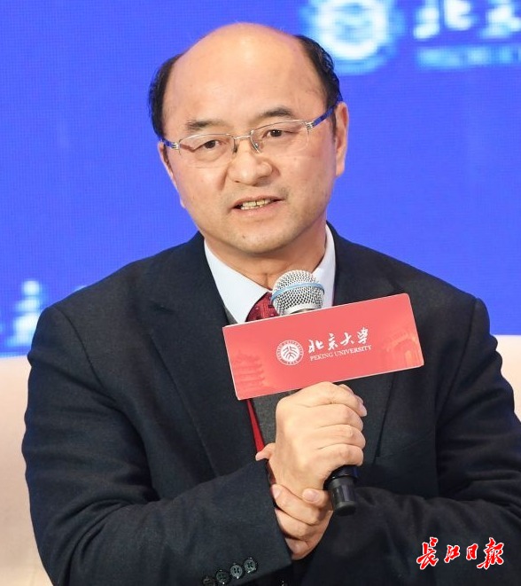 华中科技大学教授黄云辉