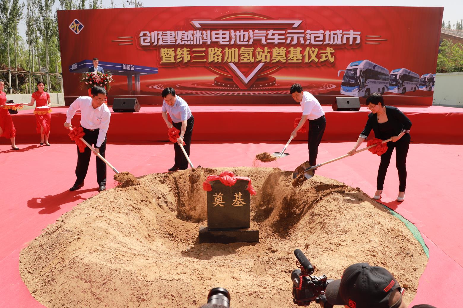 张家口加氢站建设提速 已投运氢燃料电池公交车174辆