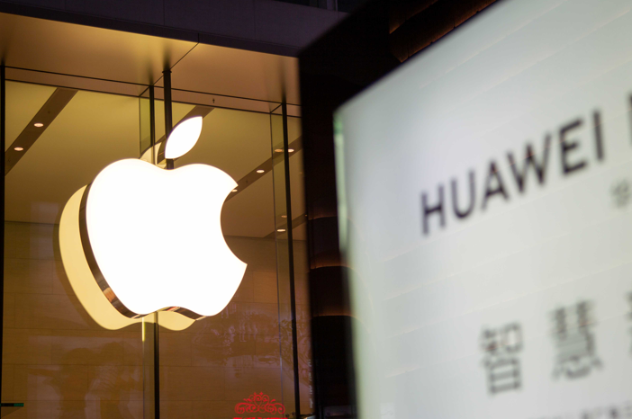 华为手机出货量首超三星  靠什么登顶全球第一？