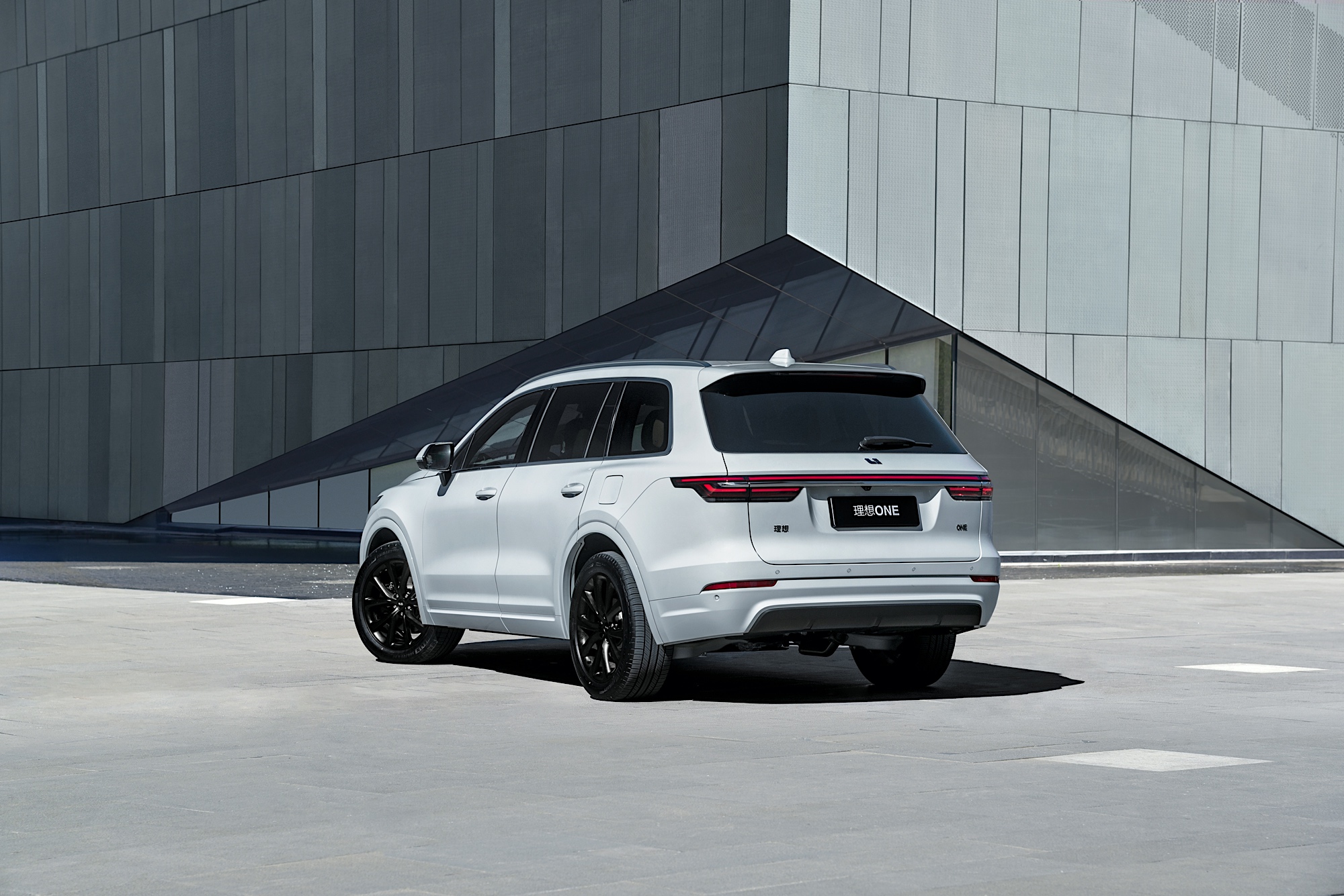 理想汽车 理想汽车