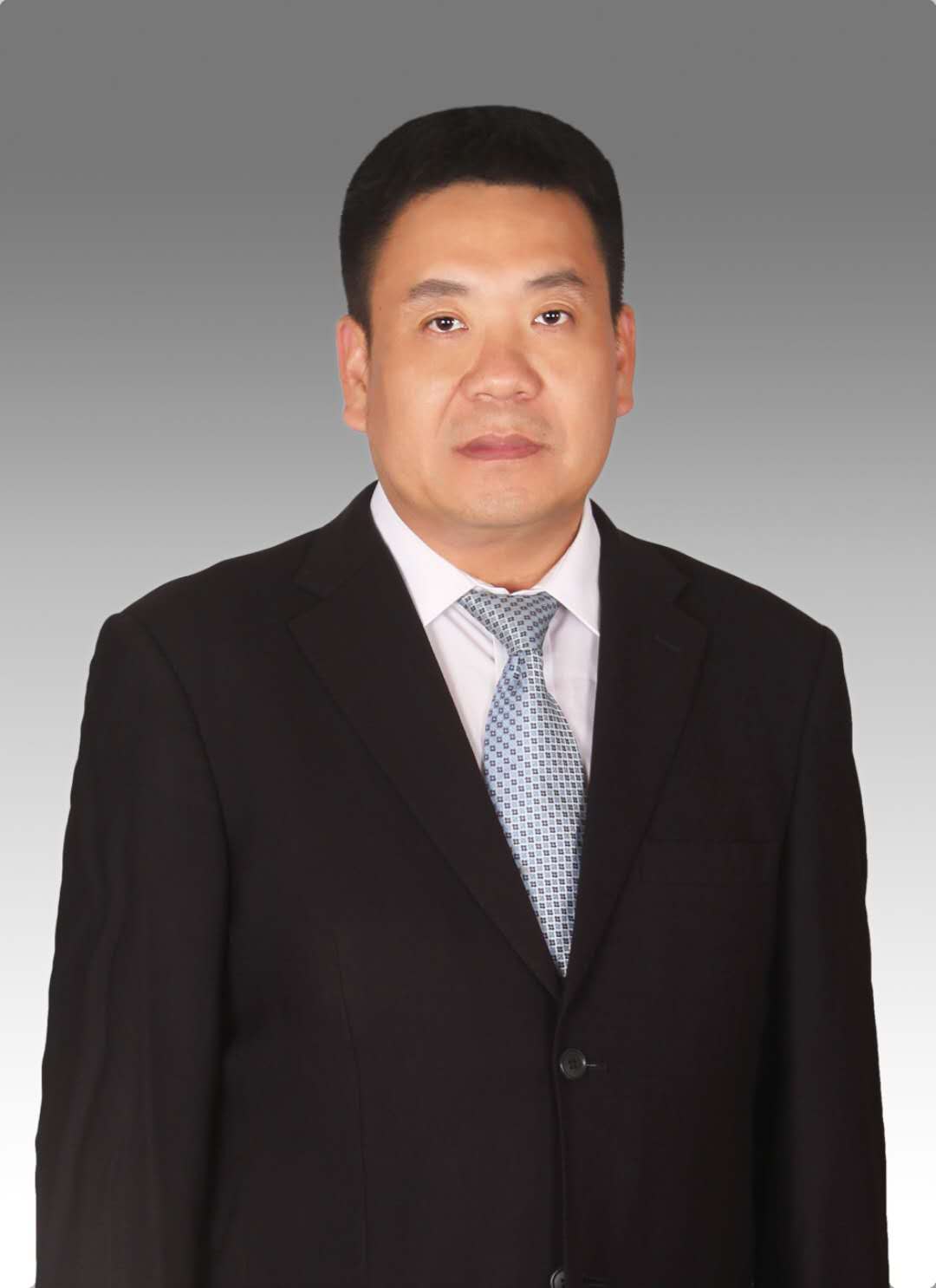 厦钨新能杨金洪