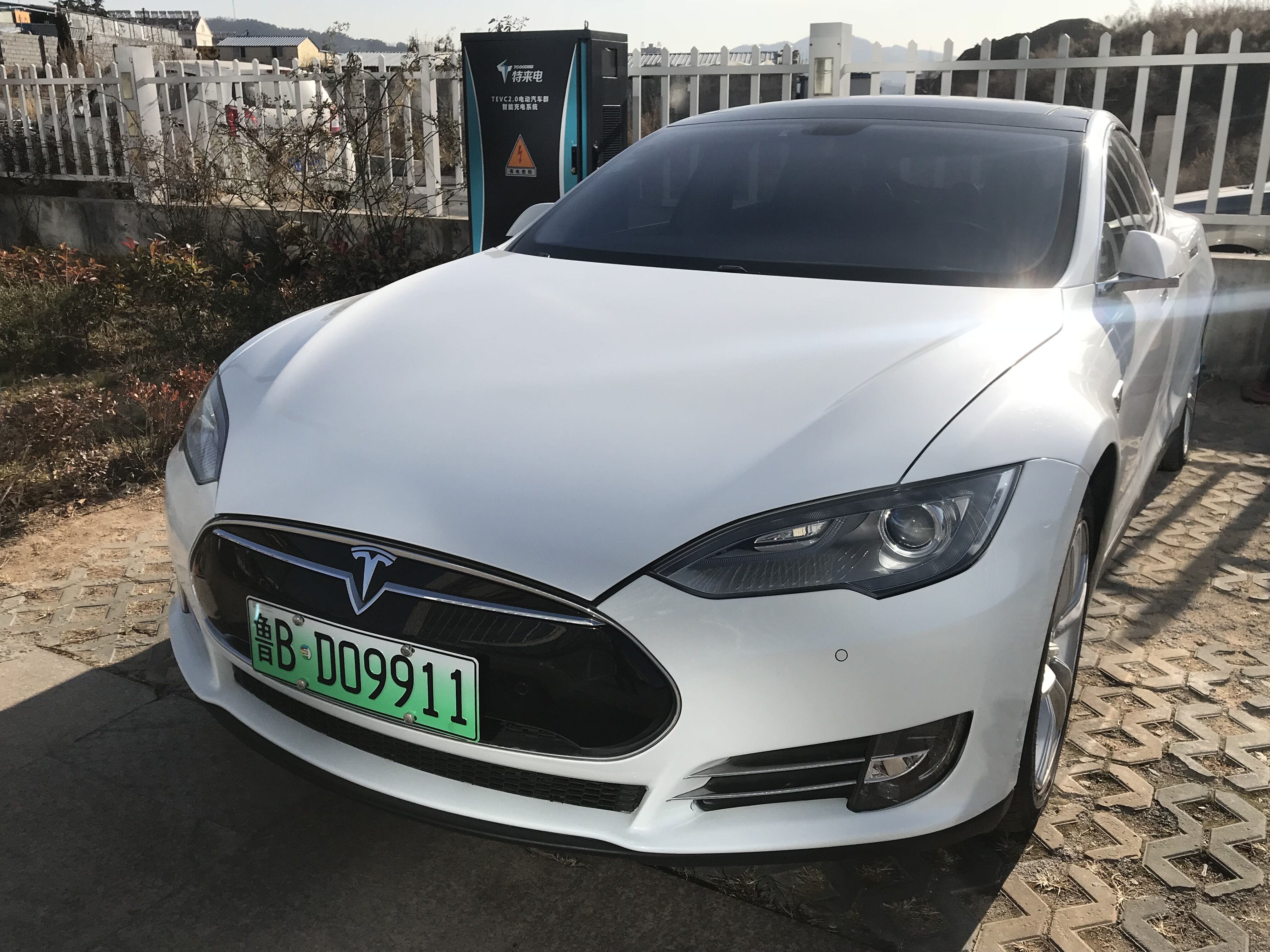 特斯拉电动车 特斯拉电动车