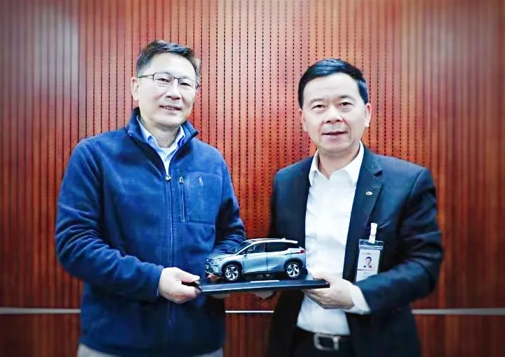 孚能科技董事长王瑀博士和广汽集团党委书记董事长曾庆洪会见 孚能科技董事长王瑀博士和广汽集团党委书记董事长曾庆洪会见