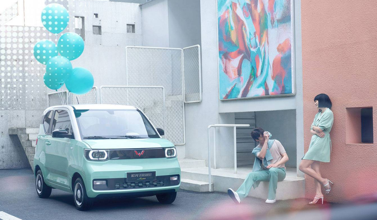 国民神车宏光MINI EV