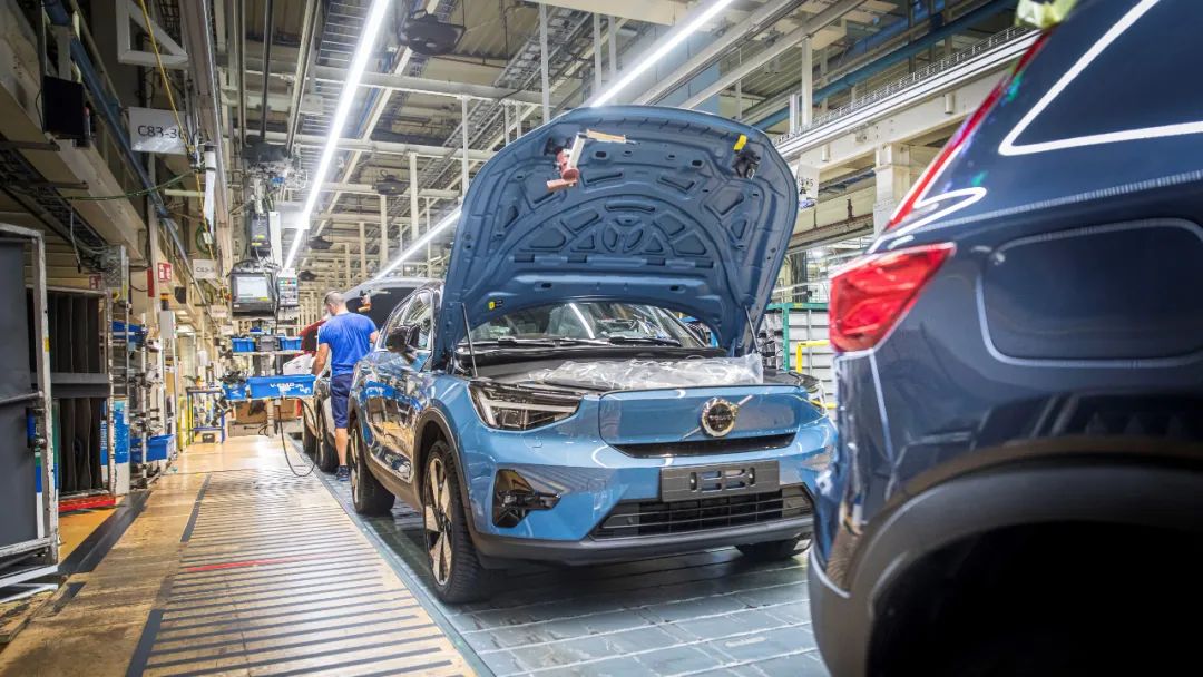 沃尔沃汽车两大工厂电动车型产能预计明年夏季以后达15万辆/年