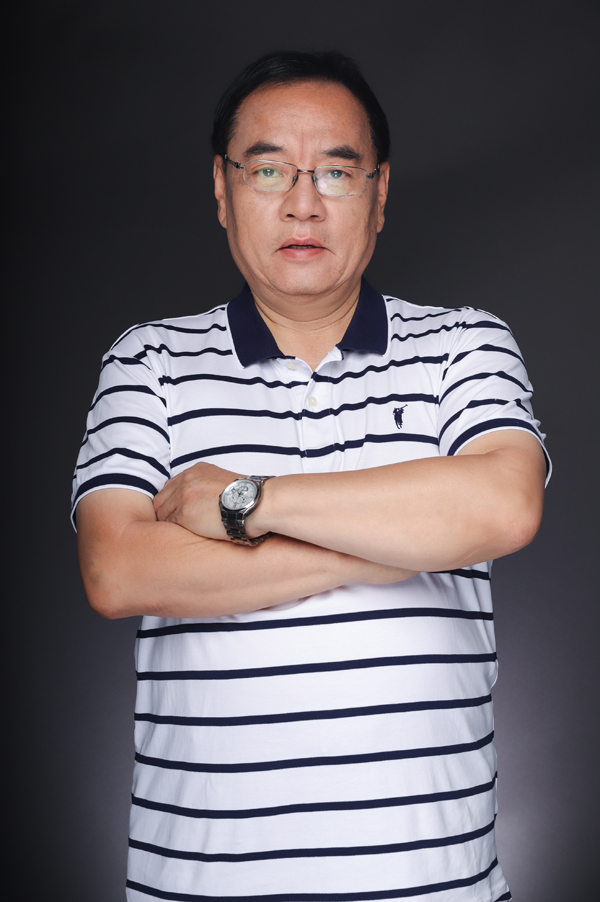 北京大学/中关村新型电池技术创新联盟 教授/理事长 其鲁