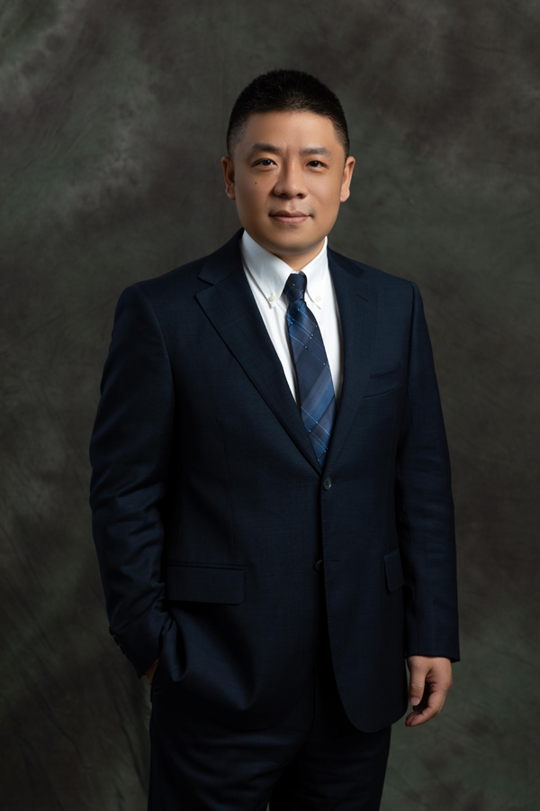 天津市捷威动力工业有限公司 CEO 闾陈立