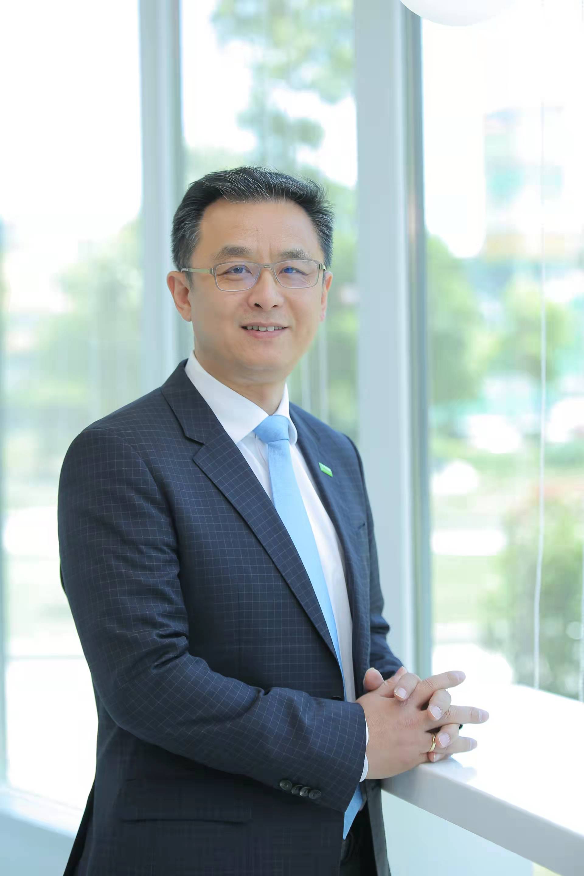 巴斯夫杉杉电池材料有限公司 董事/总经理 杨捷