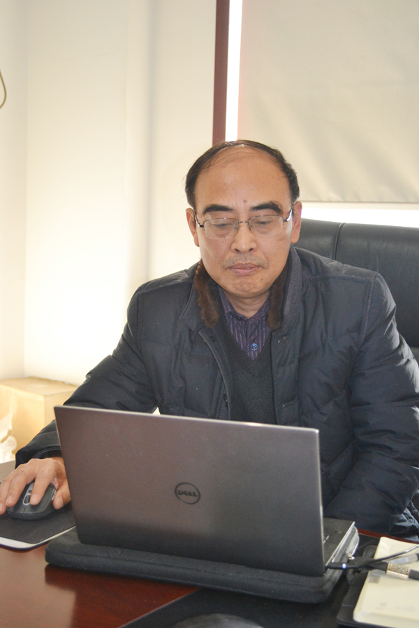 天津金牛电源材料有限责任公司 总工程师 孙新华