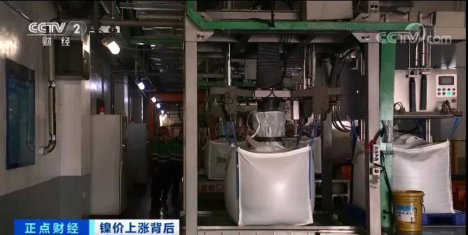 订单量暴涨360%！产能拉满仍供不应求！原料价格涨涨涨，未来怎么走？