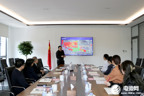 东营市垦利区区委常委/副区长张素霞一行到访海融网山东总部